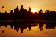 Standard_Marina-Payen_Angkor-Wat